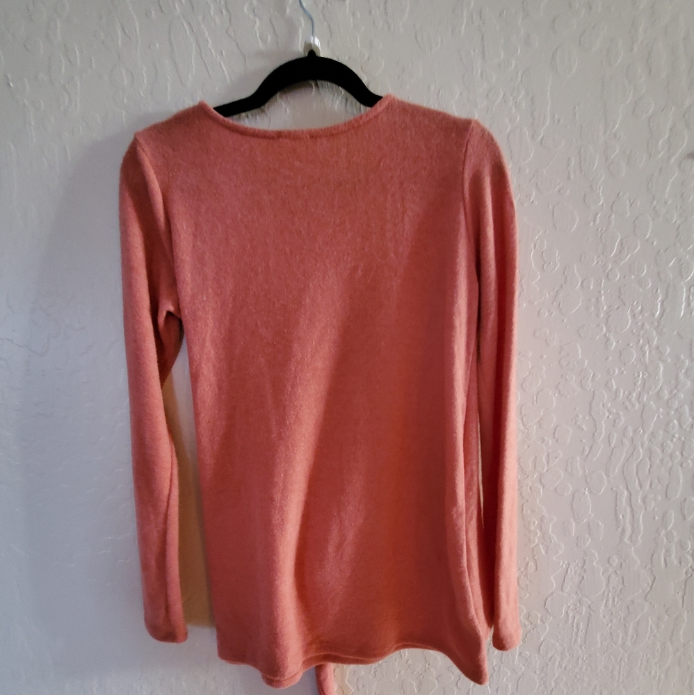 shirt - Picture 2 of 2